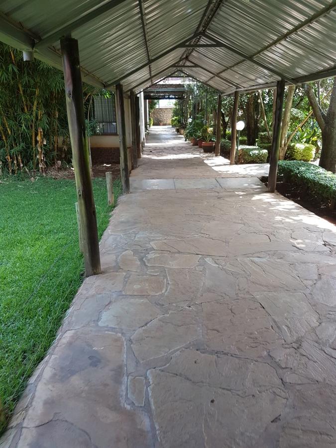 The Noble Hotel & Conference Centre Eldoret Extérieur photo