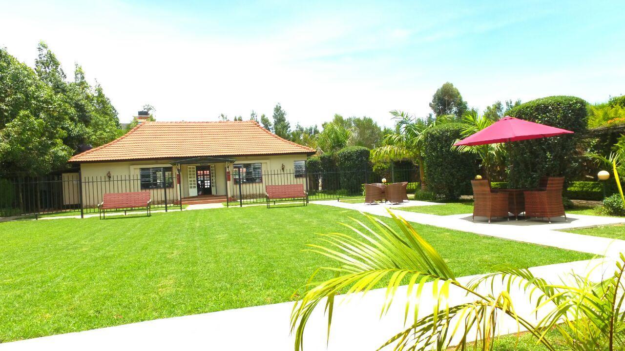 The Noble Hotel & Conference Centre Eldoret Extérieur photo