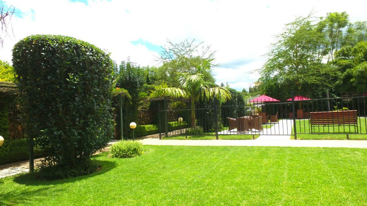 The Noble Hotel & Conference Centre Eldoret Extérieur photo